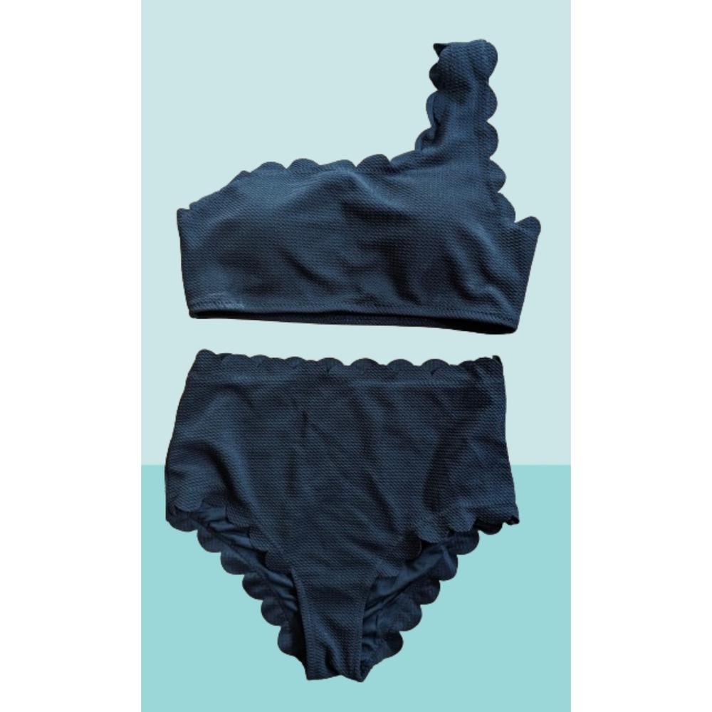 Swim Set  Black Bikini Women Size M Black Solid Lined 2 Piece Scallop